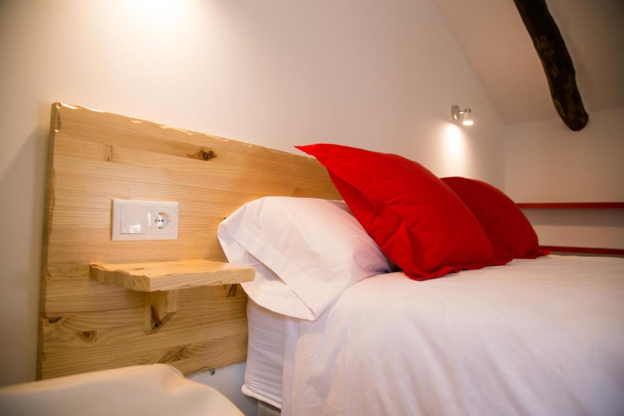Apartamentos Turisticos La Casa Vieja Sabiote Esterno foto