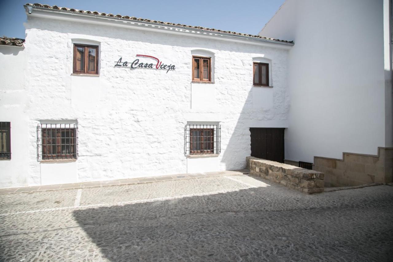 Apartamentos Turisticos La Casa Vieja Sabiote Esterno foto