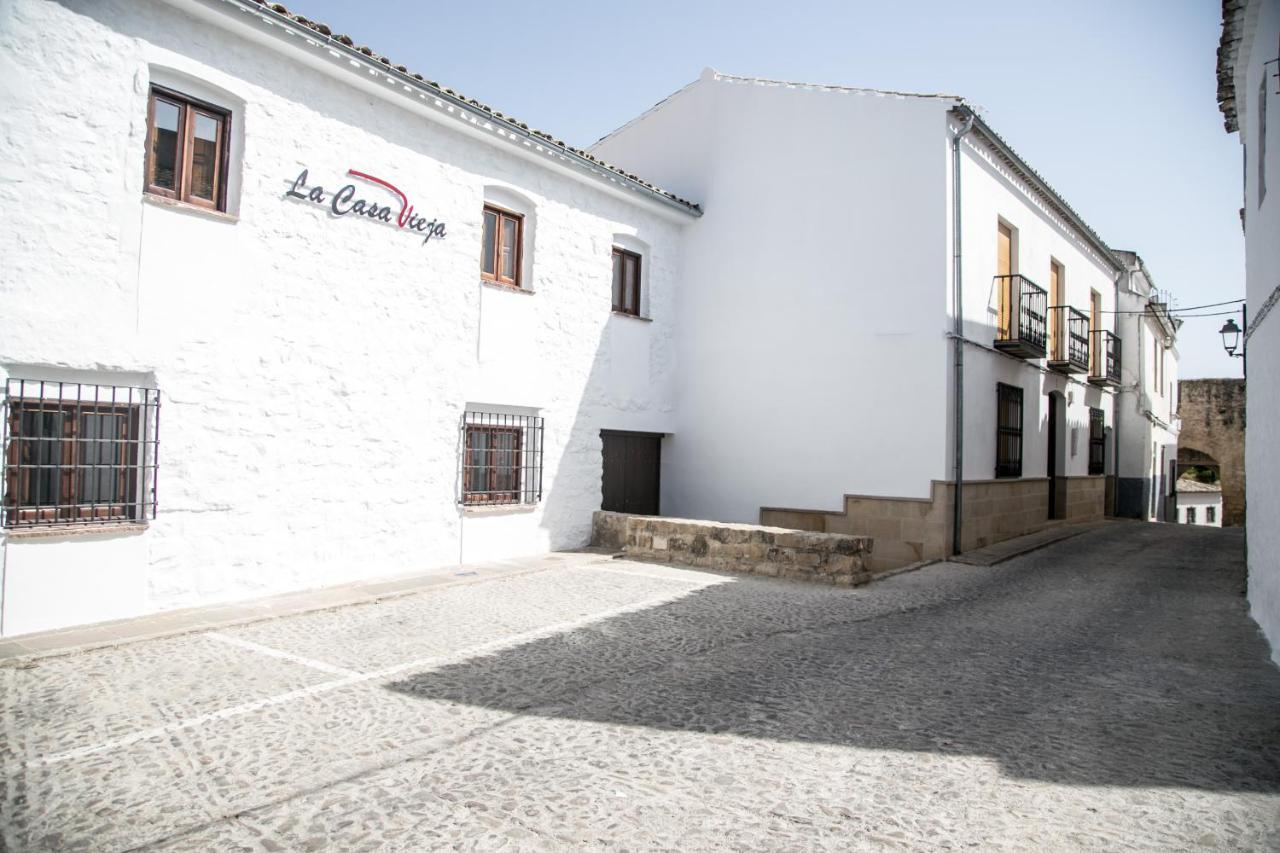 Apartamentos Turisticos La Casa Vieja Sabiote Esterno foto