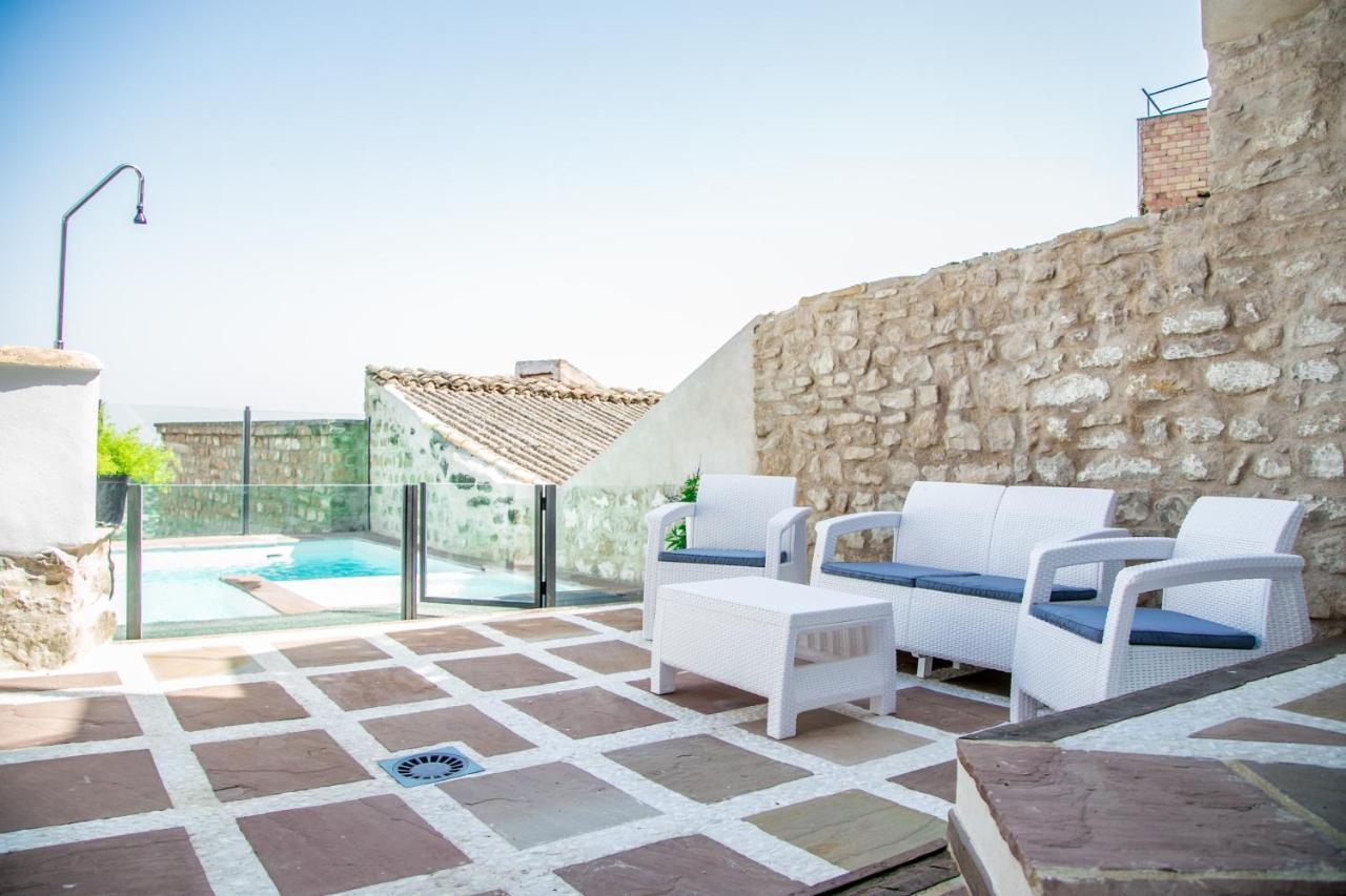 Apartamentos Turisticos La Casa Vieja Sabiote Esterno foto